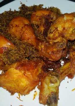 Ayam goreng serundeng