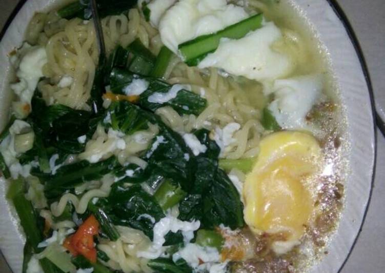 Resep Indomie Nyemek ala saya - intanpurnama