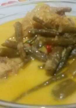 Ikan mas gulai kacang