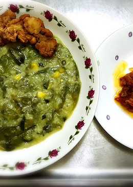 Bubur Manado + Ayam Krispi dan Sambal Terasi