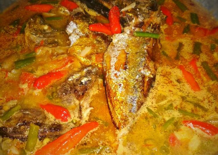 Resep Tuna asap masak pedas Karya wiwid lestari