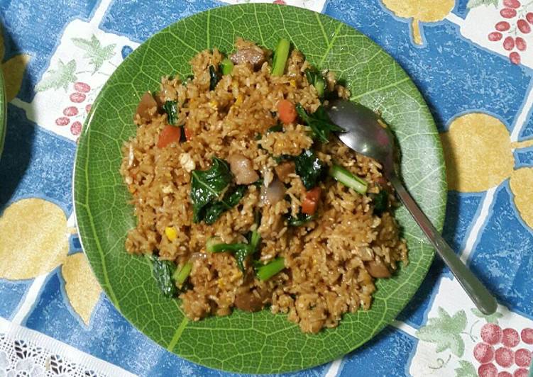  Resep  Nasi  goreng  ala anak  kos  oleh dyahal Cookpad