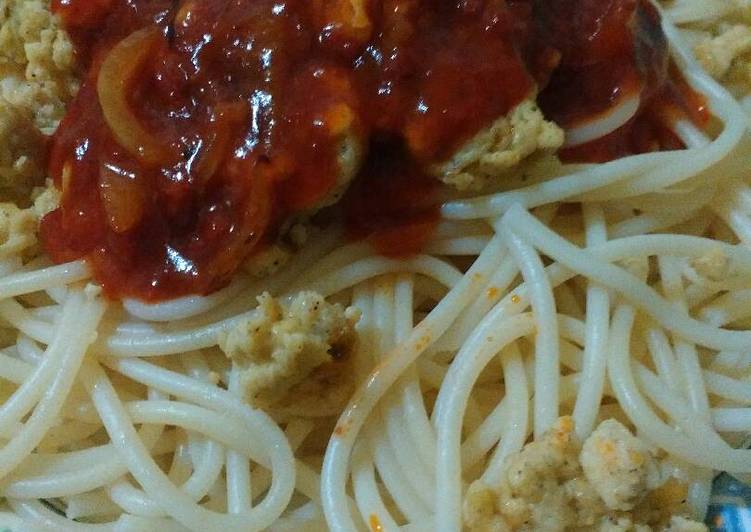 resep lengkap untuk Spagetti Bolognese with chessy scramble eggs ??