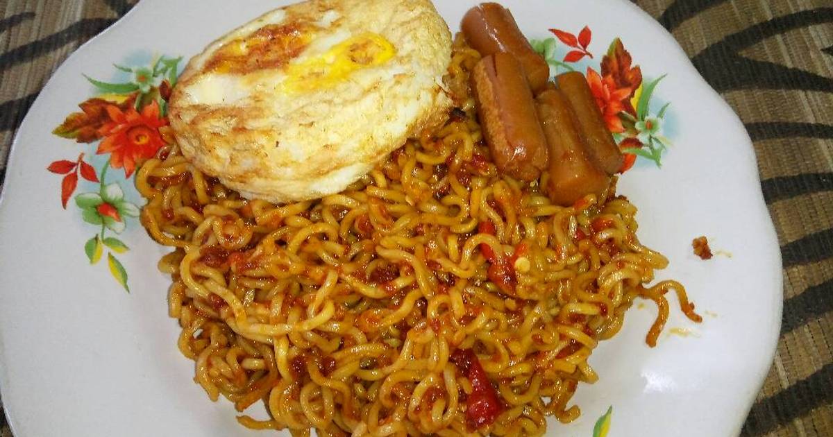 Resep Mie  Gila  Loe  oleh vina mumsyarifah Cookpad