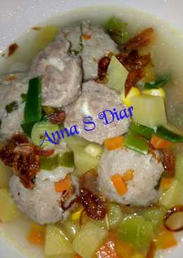 Sup Bakso Daging Cincang Isi Keju ð§ (Cheese-Meatballs Soup)