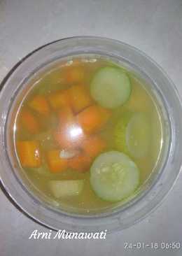 Sayur bening timun wortel