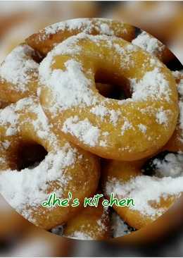 Pumpkin donut (donat labu kuning)