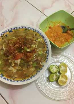 Soto ayam kuning bening