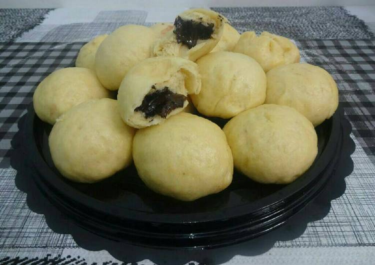 resep lengkap untuk Bakpao Mini/Roti Pawa Makassar Isian Coklat&Keju