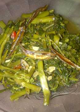 Tumis Kangkung Teri Spesial