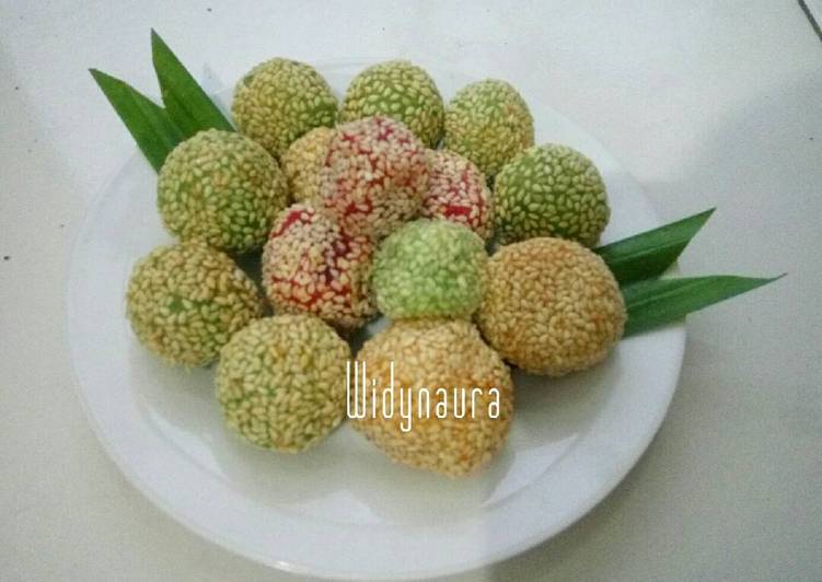 gambar untuk cara membuat Onde Onde pelangi