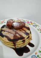 Pancake kurma saus coklat bersalju #BikinRamadanBerkesan