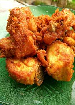 Ayam goreng kunyit