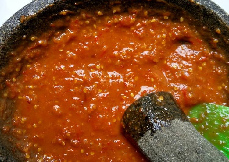 cara membuat Sambel Pecel Lele ala Megie