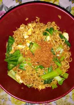 Mie Telor Sawi Goreng