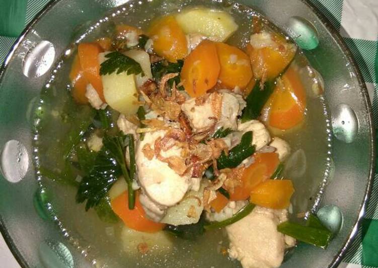  Resep  Sop ayam  sederhana  oleh Riska Purnama Cookpad