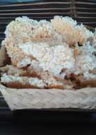 Intep (kerak nasi) goreng tradisional