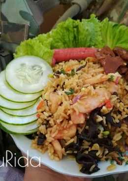 Nasi goreng jamur kuping