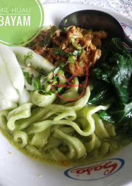 Mie Ayam Hulk / Mie hijau bayam