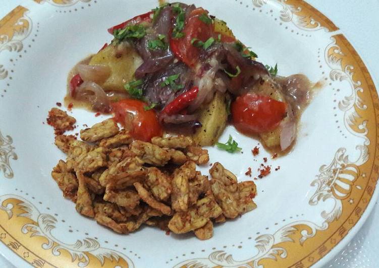 gambar untuk resep Kentang goreng saus tiram + tempe bon cabe