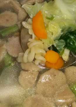 Sayur sop makaroni baso