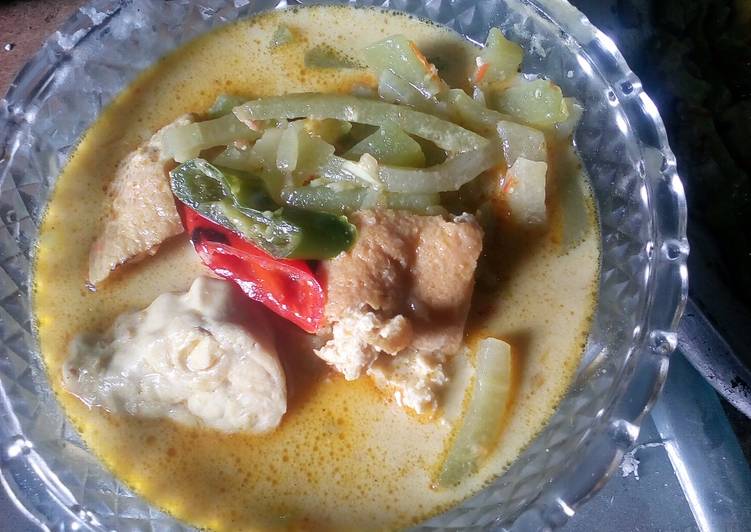 bahan dan cara membuat Lodeh jepan,tempe,tahu