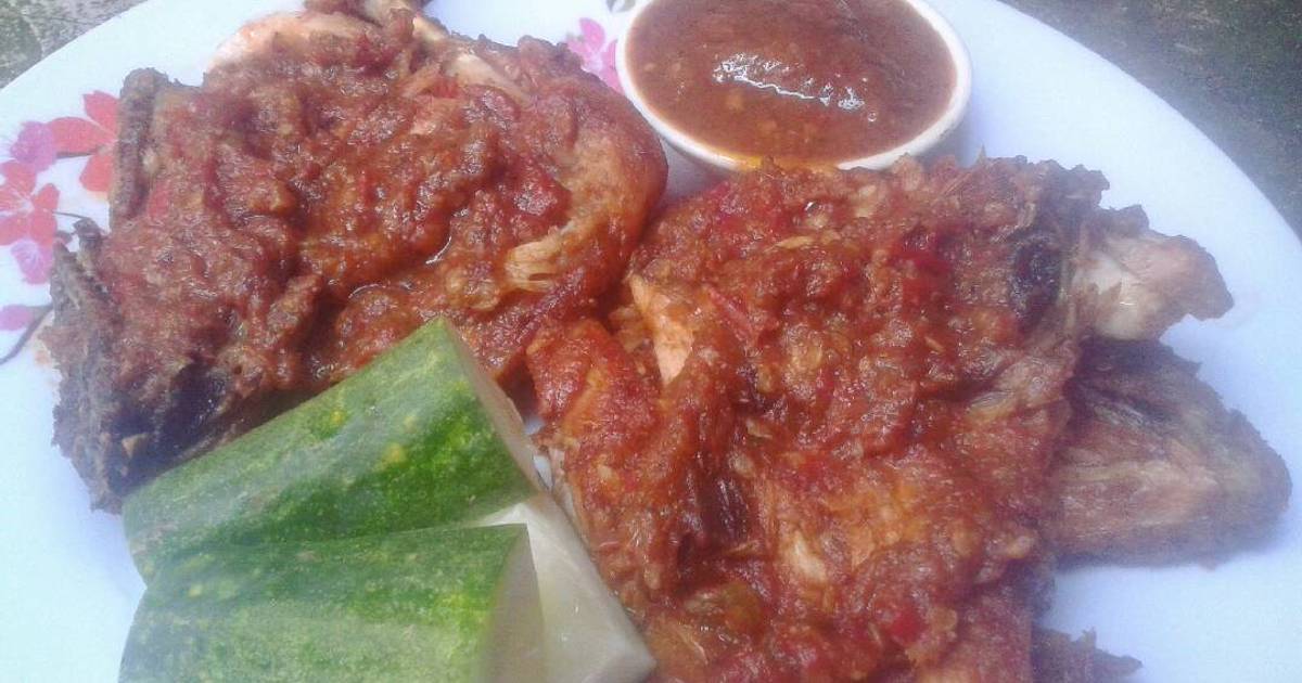  Resep  Ayam  Penyet ala Warung Makan  oleh Melka Faradilla 