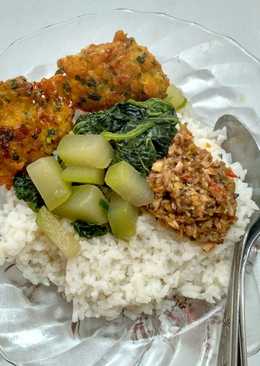 Sayur Bayam + Dadar Jagung + Sambel Ikan Tongkol