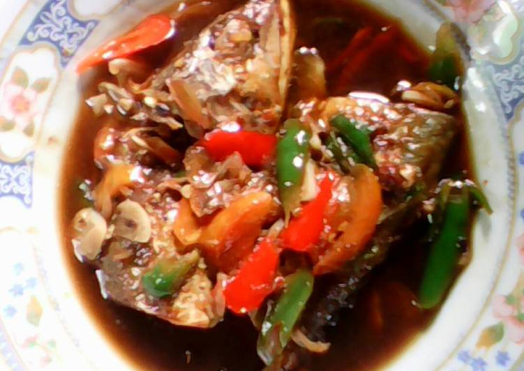 resep makanan Ikan asin peda/kembung asam manis