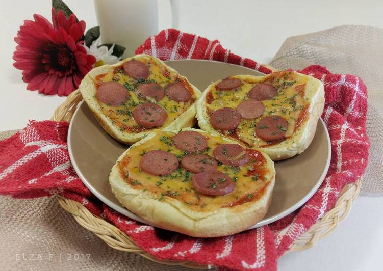 resep masakan Pizza Mini Roti Tawar