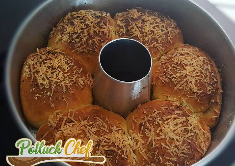 Resep Roti Sosis Bawang Putih dan Keju Oleh Potluckchef