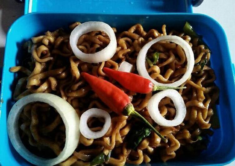 resep masakan Mie burung dara goreng