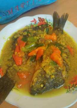 Ikan Mas Bumbu Kuning