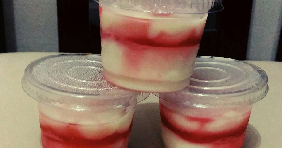 Resep Strawberry cheese cake ala mama cece