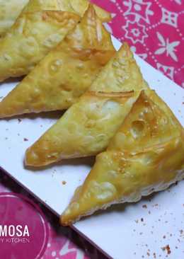 Samosa kulit pangsit