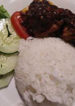 Ayam penyet sambal trasi