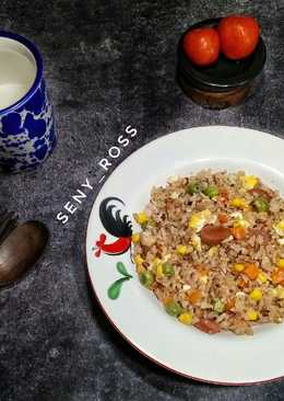 Nasi merah goreng hongkong ala resto