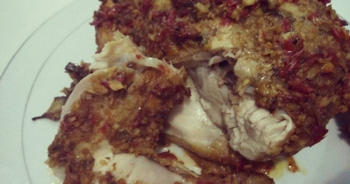 Resep Ayam betutu khas bali oleh vina septiana - Cookpad