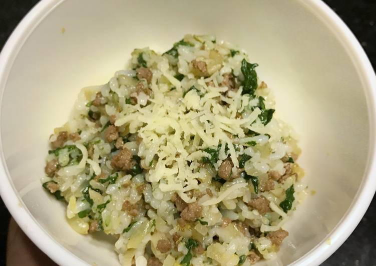 Beef spinach cheesy rice - MPASI 8 bulan