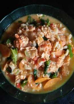 Seblak kuah makaroni bakso tuna