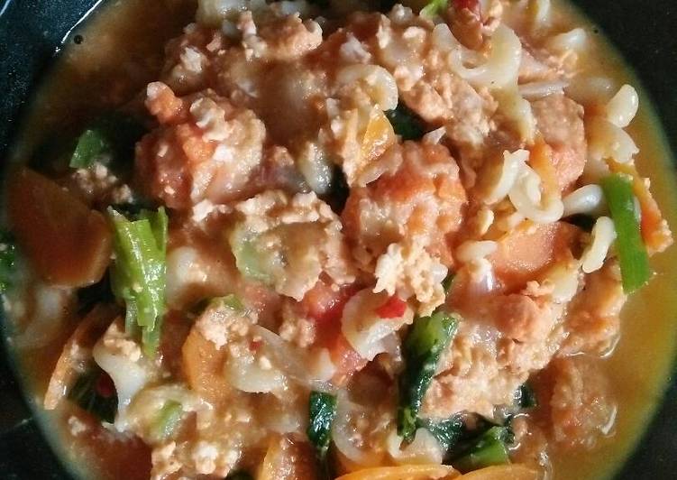 resep makanan Seblak kuah makaroni bakso tuna