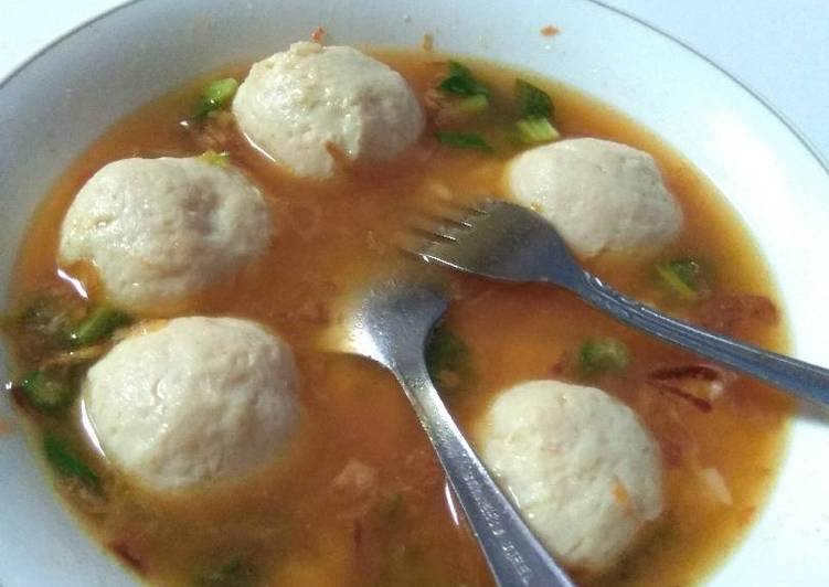 resep lengkap untuk Bakso ayam kenyal dan enak