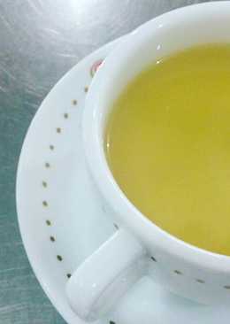 White chicken stock