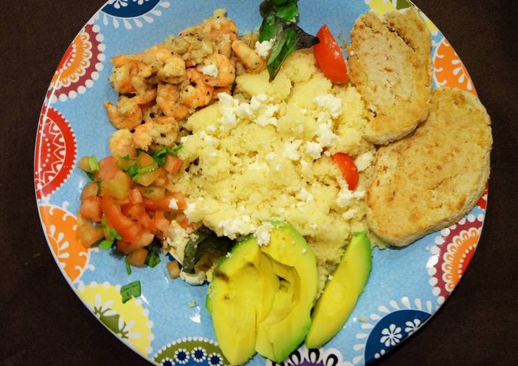 resep masakan Couscous salad with garlic prawn