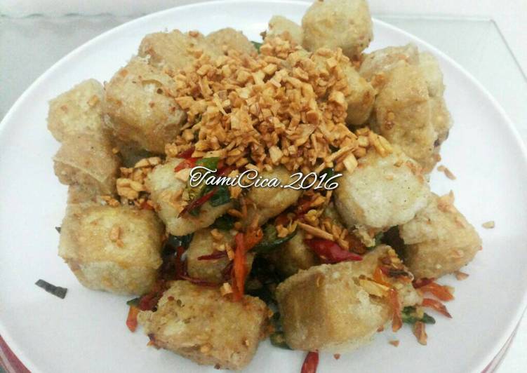 Resep Tahu Crispy Siram Cabe, Bawang dan Garam Oleh TamiCica