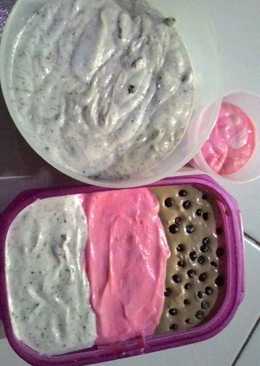 Es krim 3 rasa vanilla oreo,chocolate n strawberry (tanpa whippy)