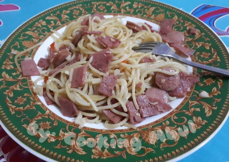 Resep Spaghetti Aglio e olio simple Dari Cooking Mbul