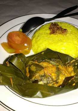 Nasi Kuning & Pepes Ikan