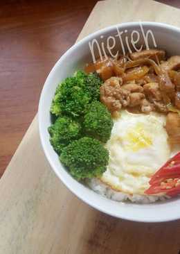 Rice bowl chicken blackpepper