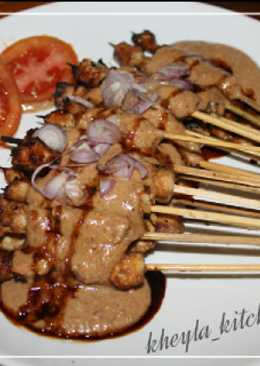 Sate Ayam Saus Kacang ala abang" (simple irit)